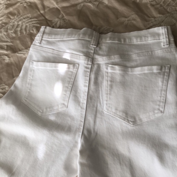 Ladies White Jeans - Picture 4 of 4